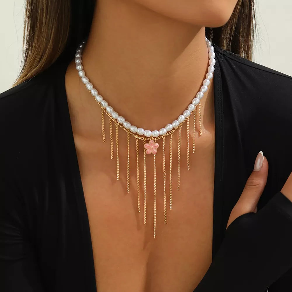 Elegant 18k Gold-plated Synthetic Pearl Choker Necklace in White, back view