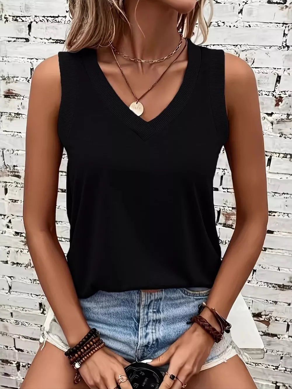 V-neck Ribbed Trim Tank in Black, fabric detail