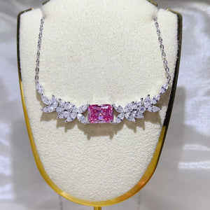 0.5 Carat Sterling Silver Floral Moissanite Necklace, close-up detail
