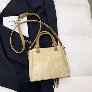 Pu Leather Crossbody Bag in Brown, fabric detail
