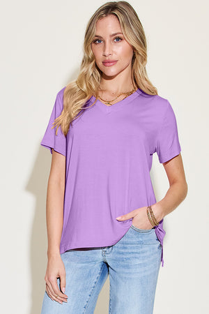 Lavender bamboo t-shirt with V-neck and asymmetric hemline