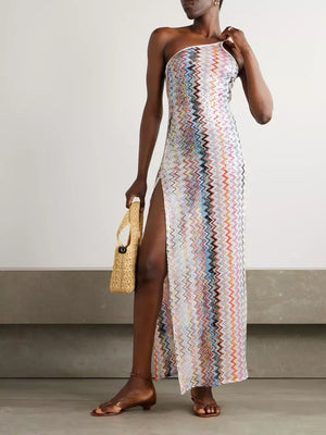 Zigzag one-shoulder maxi dress with high slit in multicolor knit.