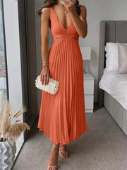 Elegant Pleated Midi Dress With Cut-outs in Red, fit detail