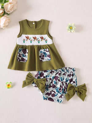 Baby girls' green embroidered duck top with camo bloomers and bows.