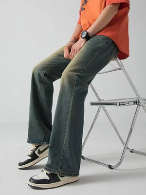 Men's wide-leg jeans in dark blue with vintage wash and relaxed fit.