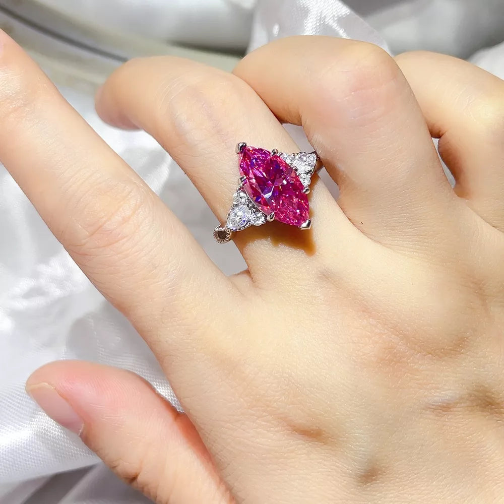 5 Carat Moissanite 925 Sterling Silver Ring, close-up detail