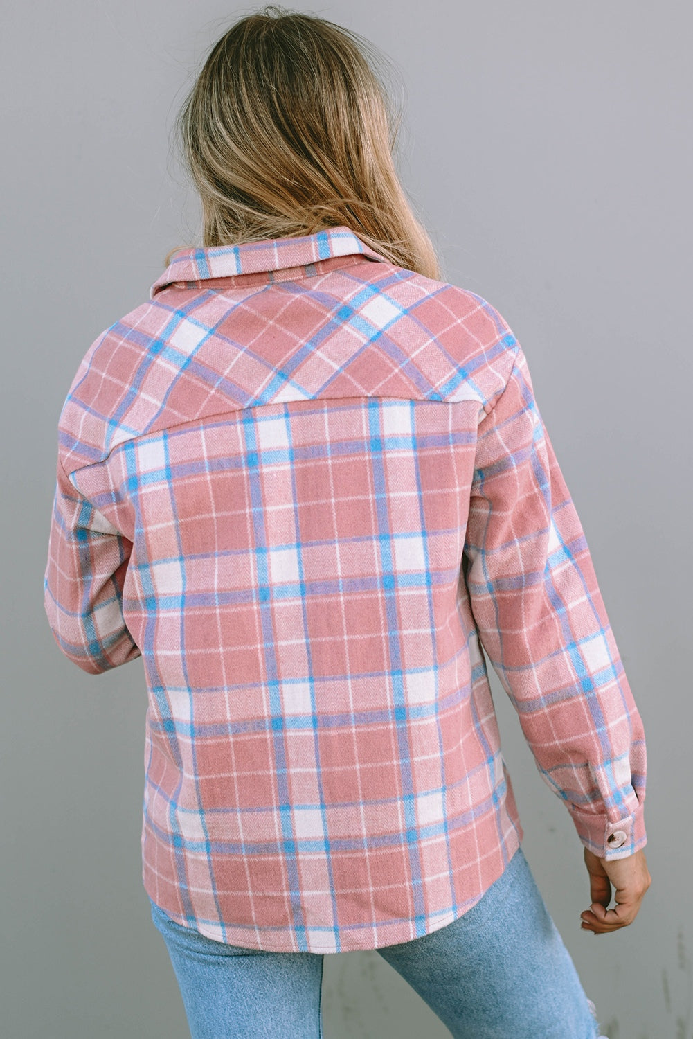 Chic checkered collar jacket in blush pink with buttoned cuffs.