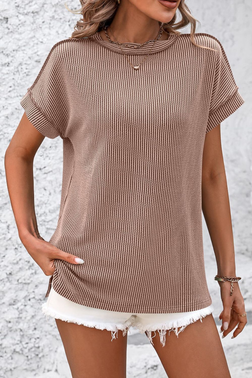 Camel vertical ribbed tunic tee with split hem and short sleeves