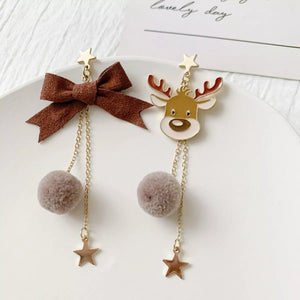 Reindeer bowknot drop earrings with pom poms and stars, 18K gold-plated.