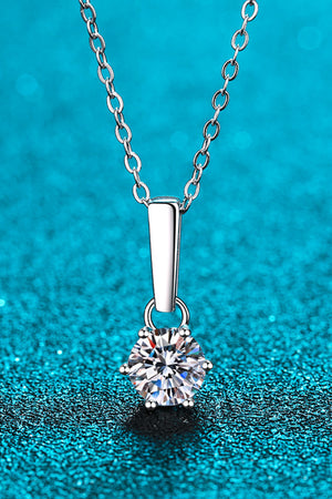 Silver solitaire moissanite pendant necklace with fine chain