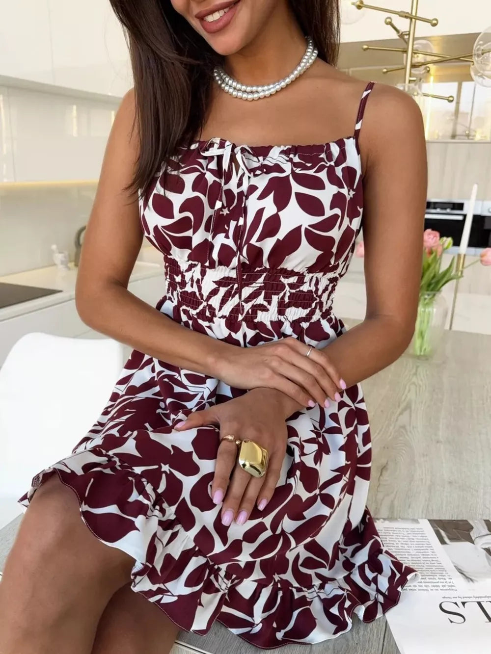 Spaghetti Strap Ruffle Hem Mini Dress in Red, product detail