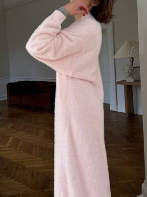 Plush maxi cardigan in blush pink with balloon sleeves and a soft texture.