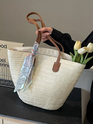 Straw Woven Shoulder Bag in Beige White, fabric detail