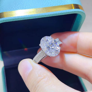 8 Carat 925 Sterling Silver Moissanite Ring, side view