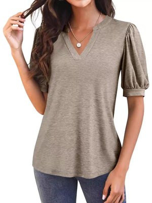 Camel t-shirt with puff sleeves and notched V-neck