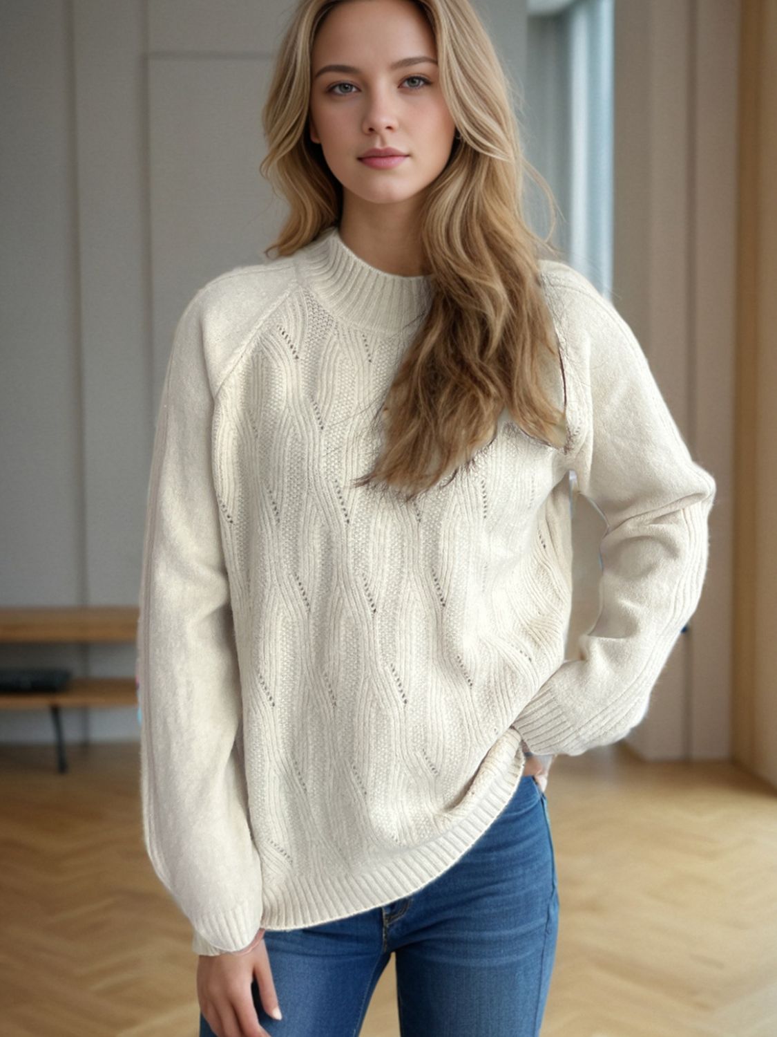 Cream textured knit raglan sleeve pullover sweater with diamond pattern detail