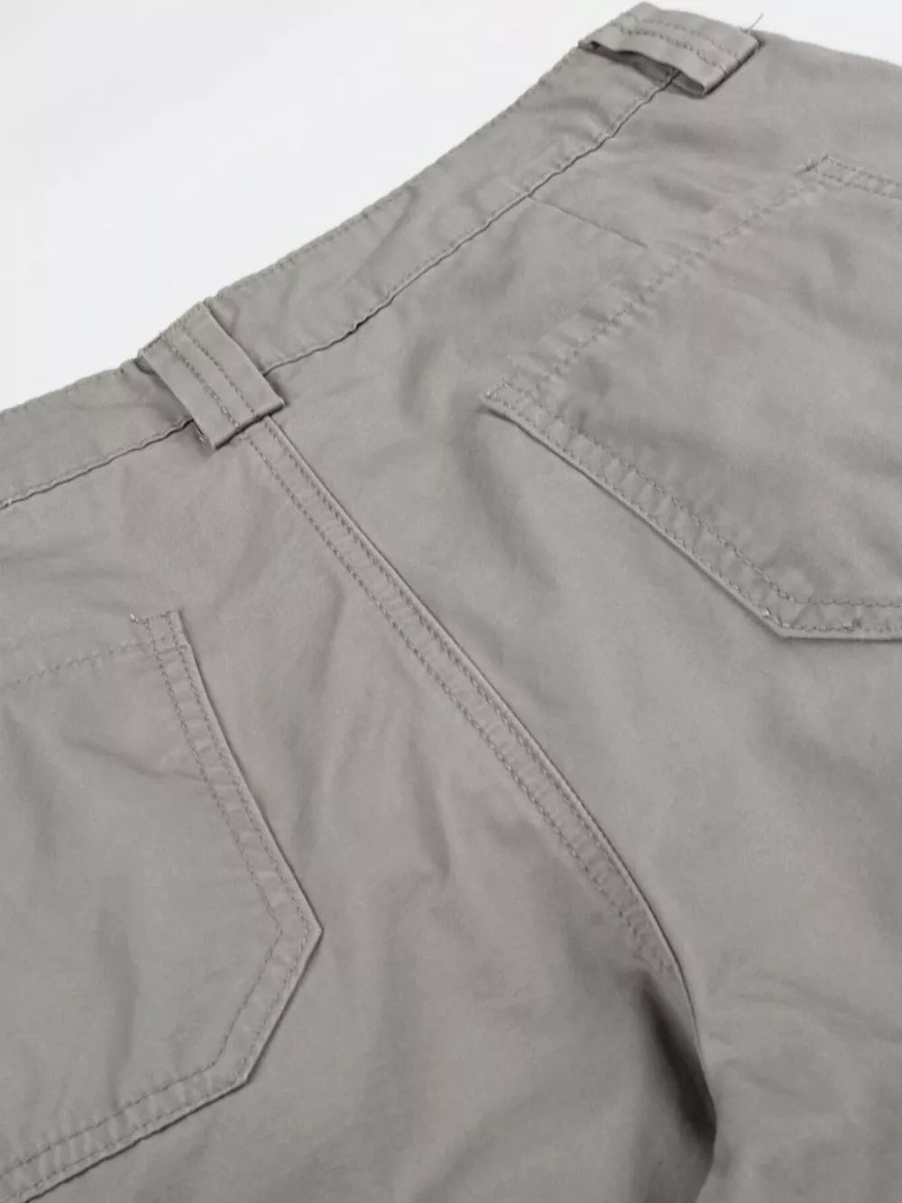 Men's Cargo Shorts With Multiple Pockets, model styling view