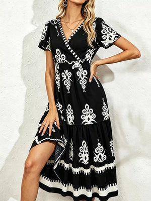 Printed Surplice Short Sleeve Dress in Blue, fit detail