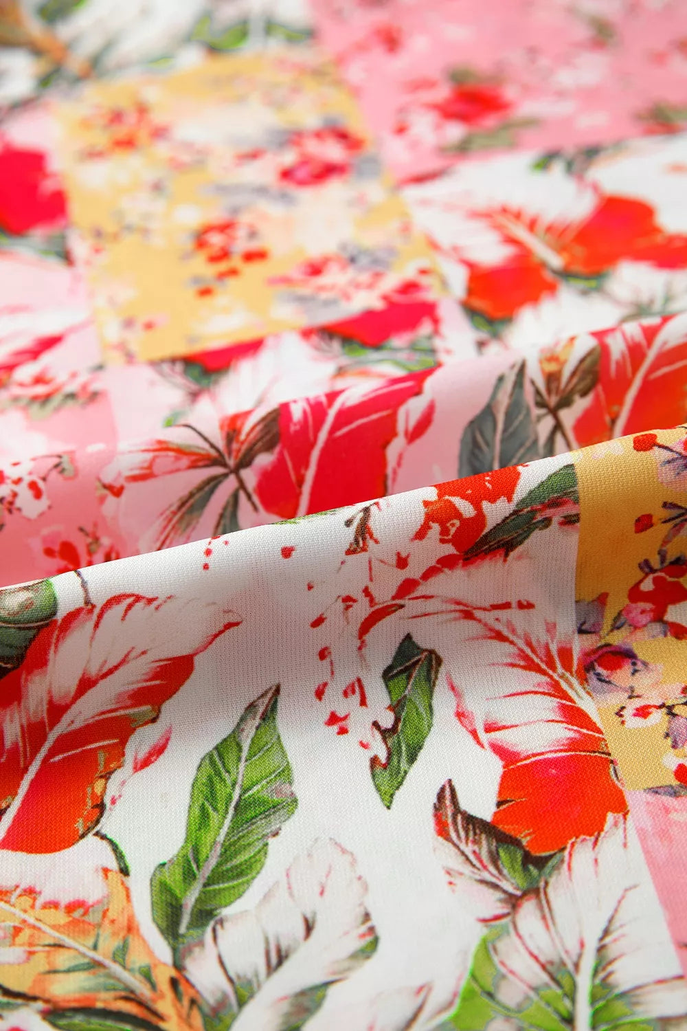 Contrast Collared V Neck Short Sleeve Floral Blouse in Floral, product detail