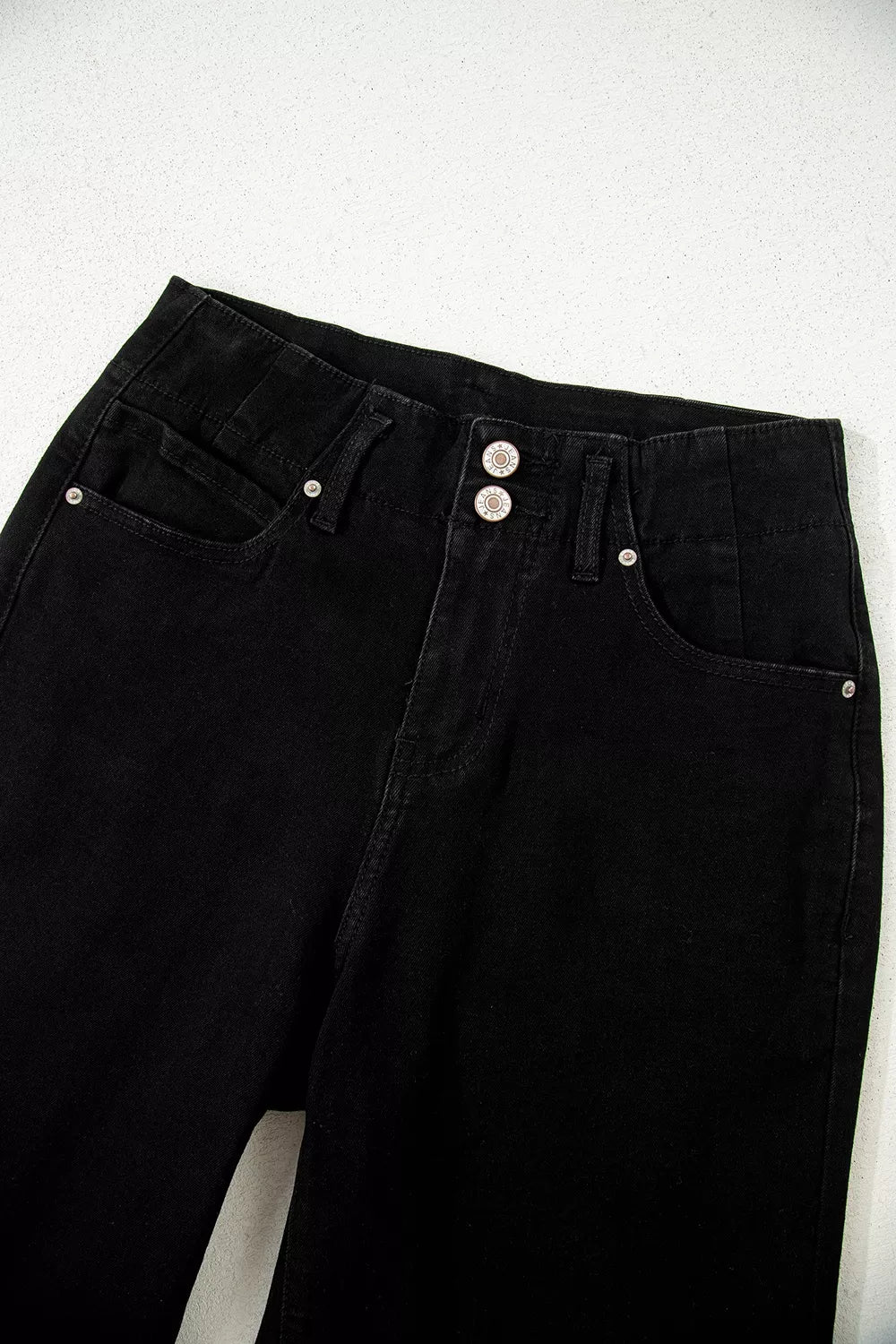 2-button High Waist Flared Jeans, fit detail