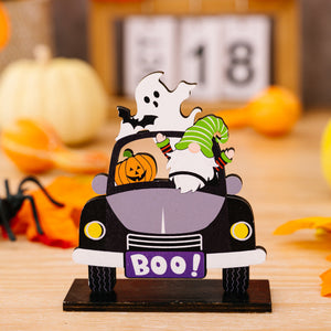 Halloween gnome car tableau with ghost and pumpkin, says Boo!
