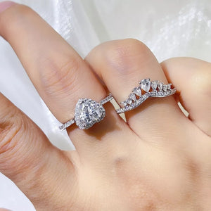 2 Carat 925 Sterling Silver Moissanite Ring Set in Silver, model styling view