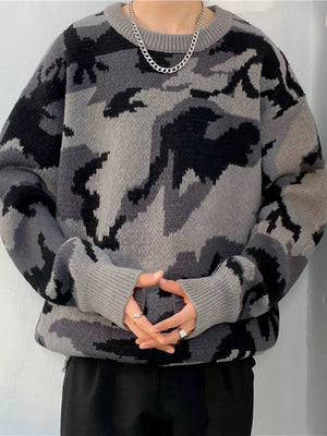 Men's Plus Size Camouflage Round Neck Sweater in Gray, side view