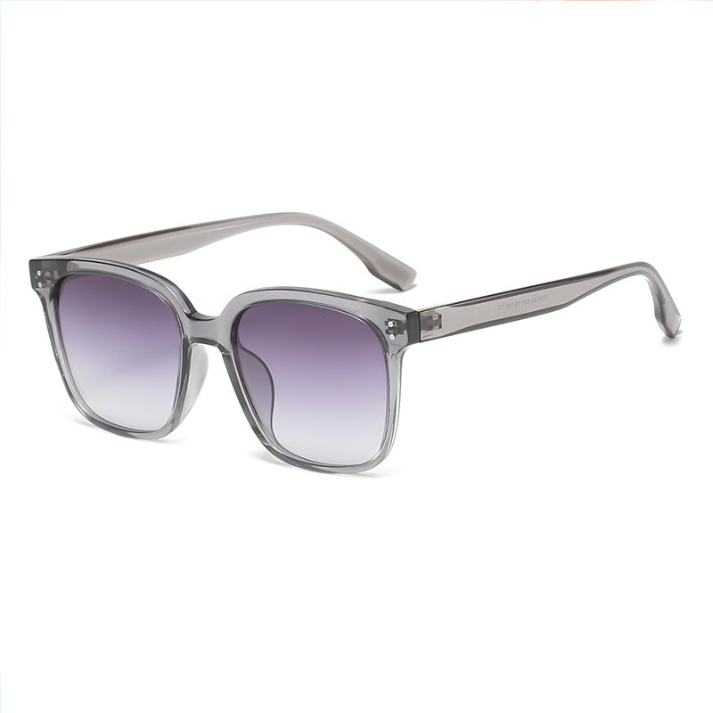 Chic square gradient tint sunglasses in clear grey with purple lenses.