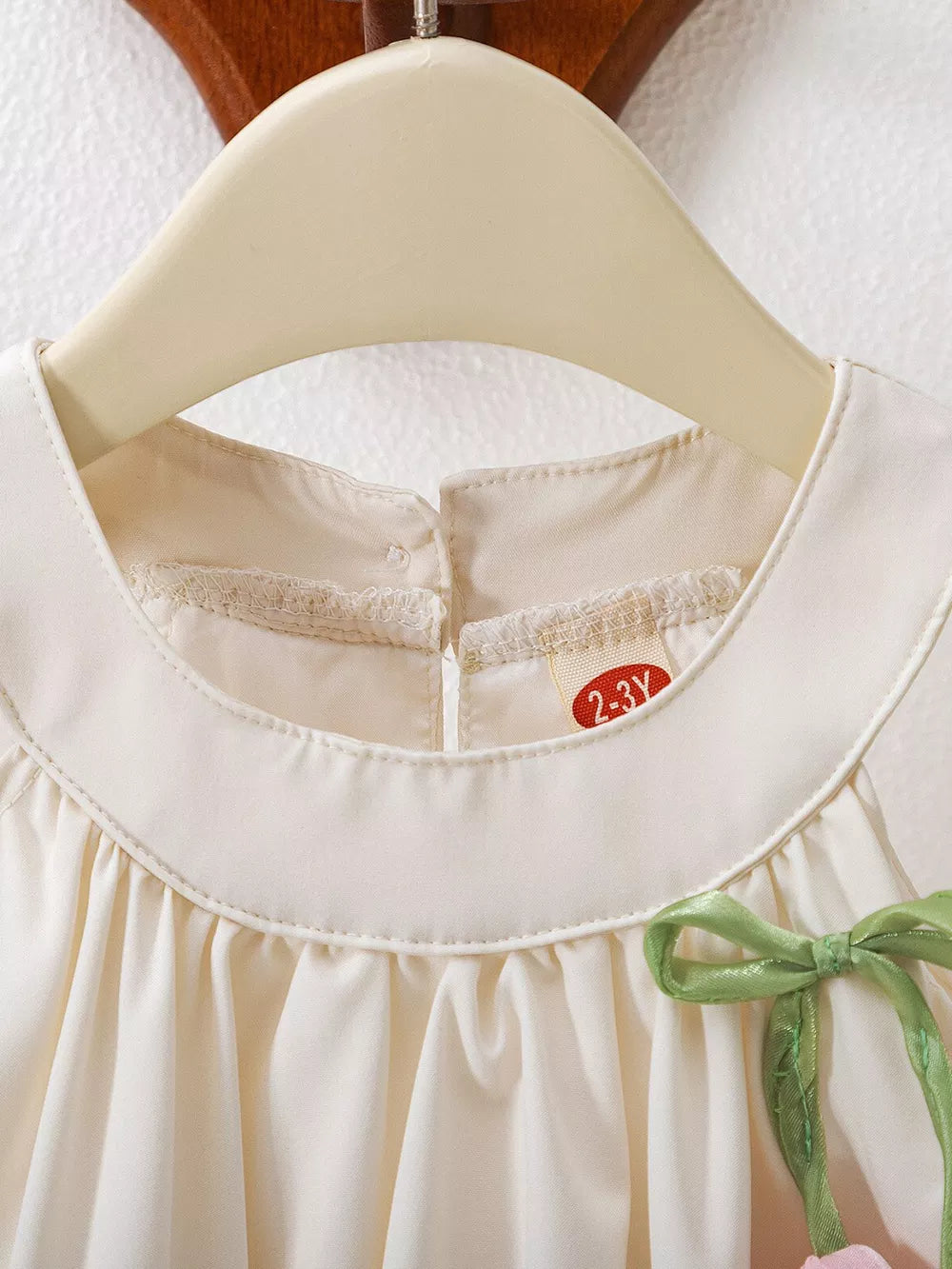 Children's Sleeveless Tank Top And Bubble Shorts Set, side view