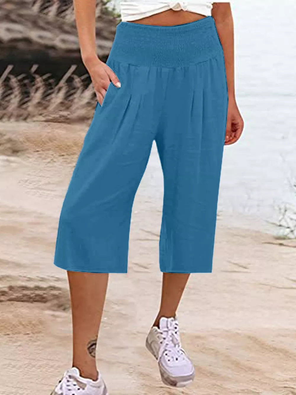 Effortless Smocked Wide-leg Capri Pants