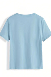 Light blue crewneck t-shirt with short sleeves and a comfortable fit.