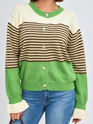 ivory cardigan with frill and long sleeve