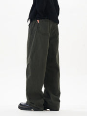 Oversized cargo pants in army green with a relaxed fit and back pockets.