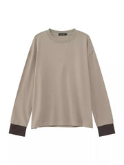 Relaxed fit long sleeve t-shirt in coffee color with contrasting dark cuffs, crew neck, cotton.