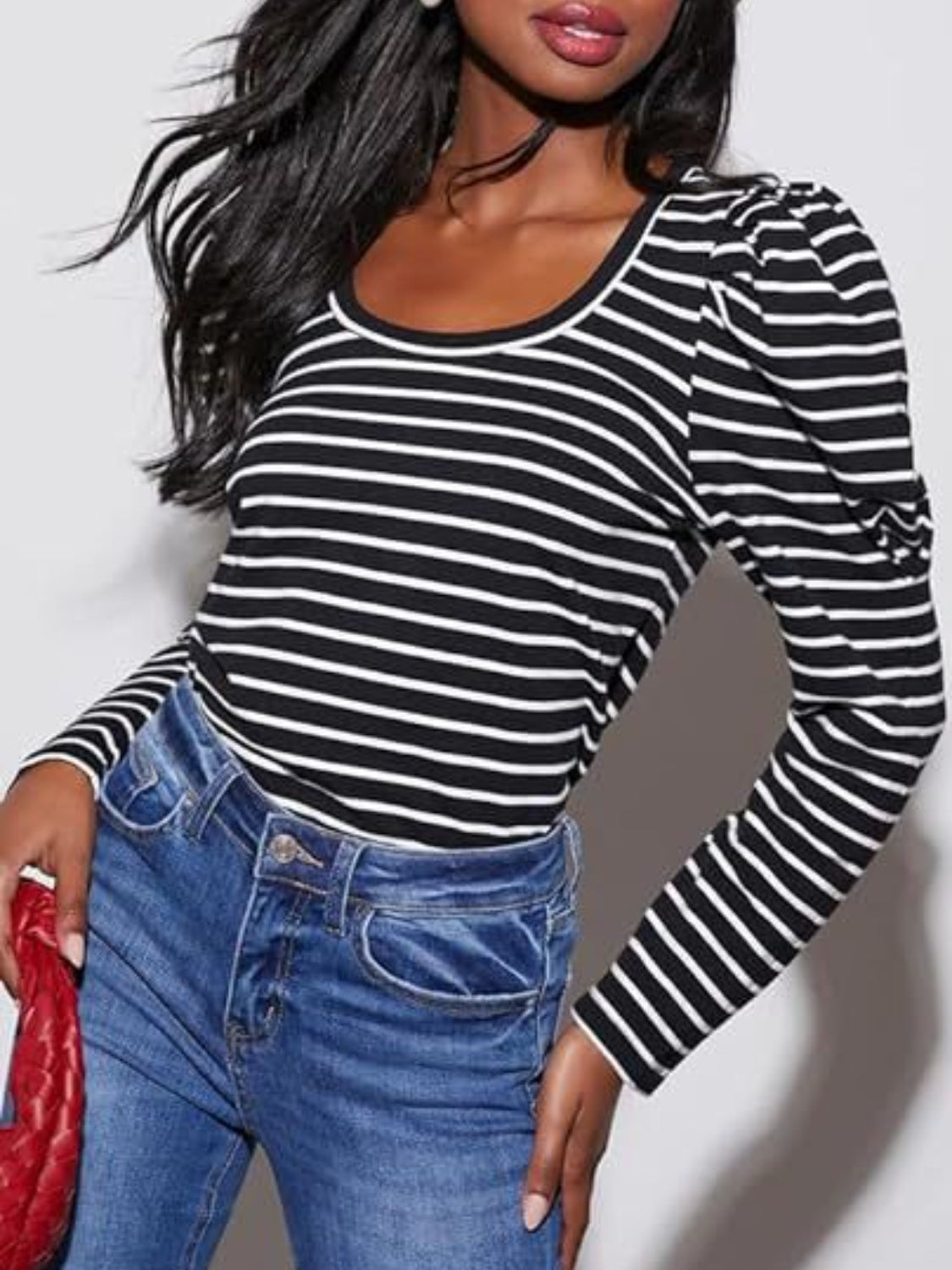 Black and white striped tee with puff sleeves and scoop neck.