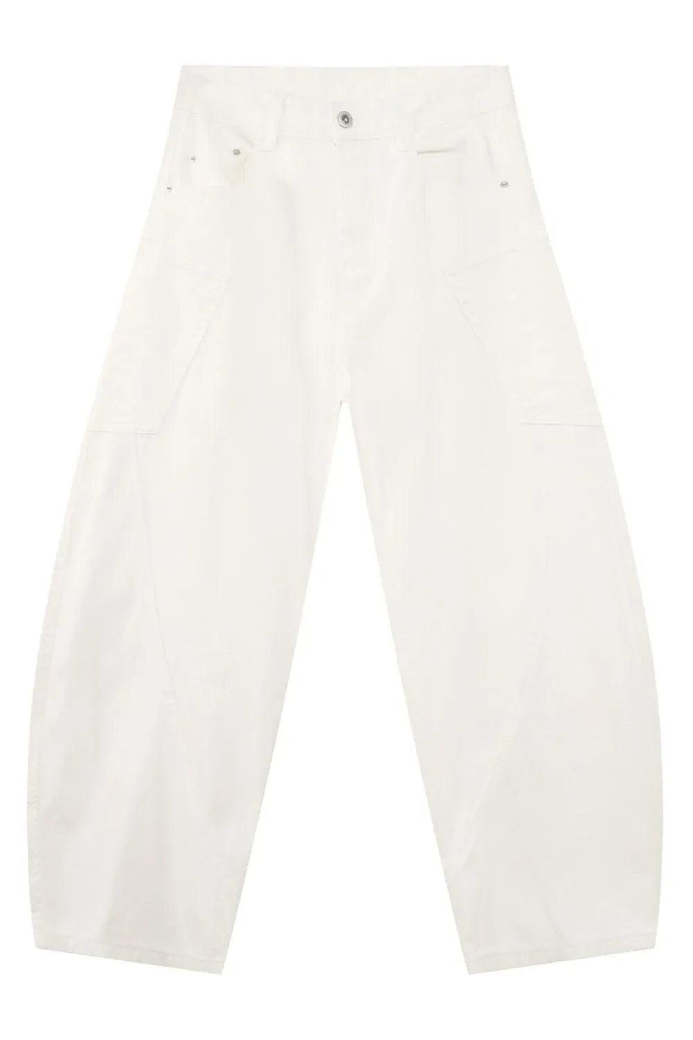 White wide leg trousers with sculpted pocket details and a casual chic style.