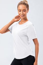 White performance raglan crew neck t-shirt with short sleeves and a curved hem