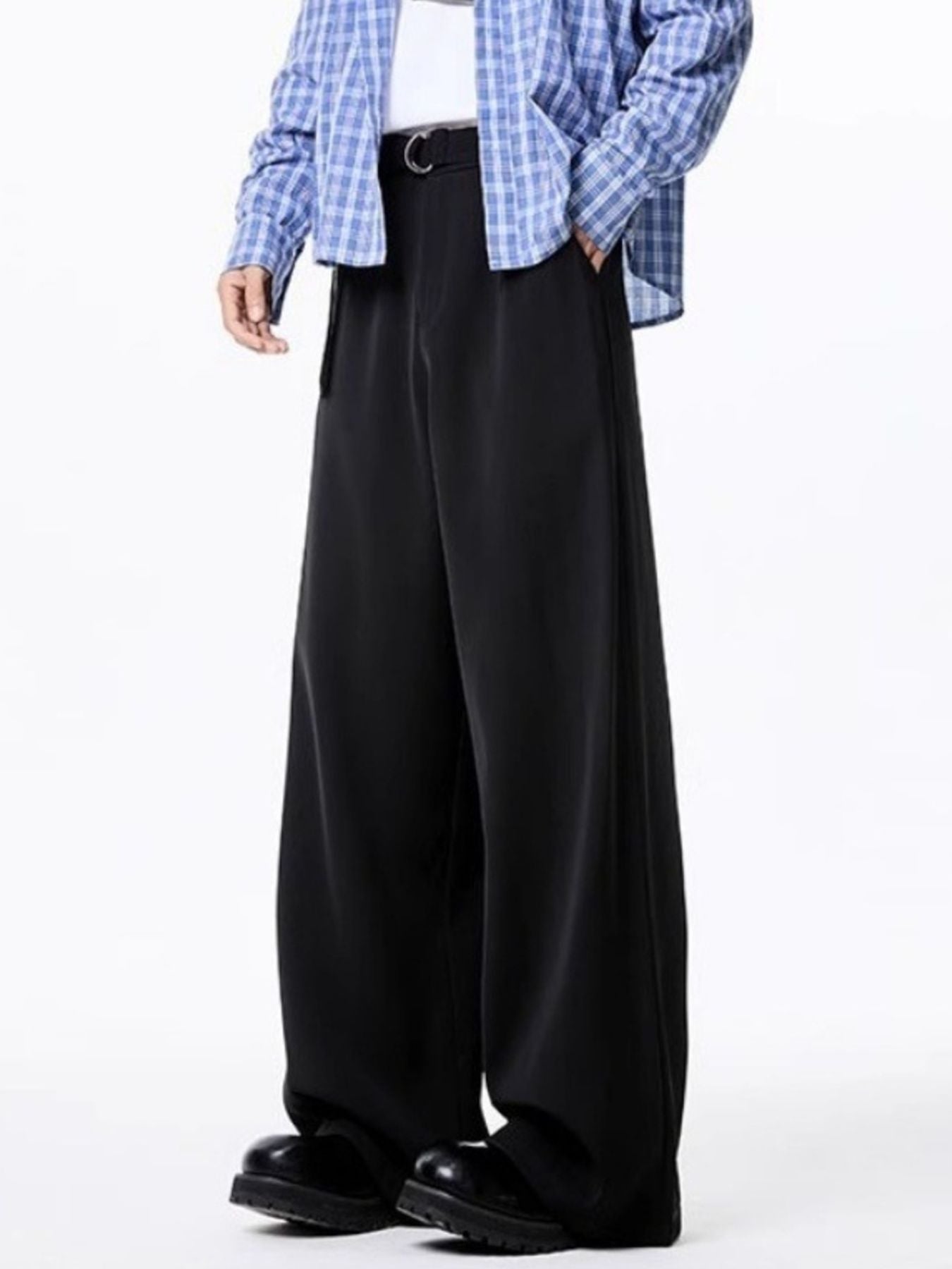 Men's black wide-leg casual pants with a belted waist.