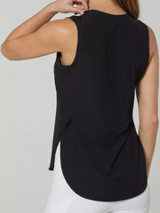 Ribbed Active Tank With Curved Hem