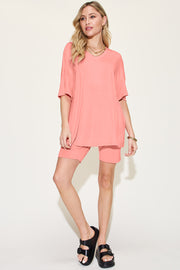 Coral relaxed tee and biker short loungewear set made of bamboo.