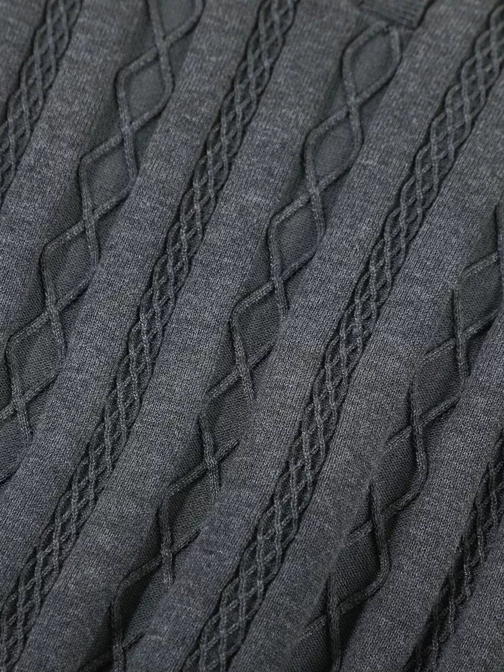 Men's Cable Knit Short Sleeve Top, fit detail