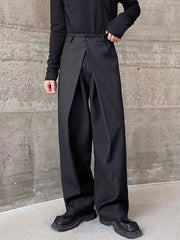 Men's Pleated Wide-leg Pants in Black, front view