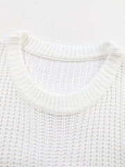 Ribbed Knit Round Neck Chunky Sweater in White, fit detail