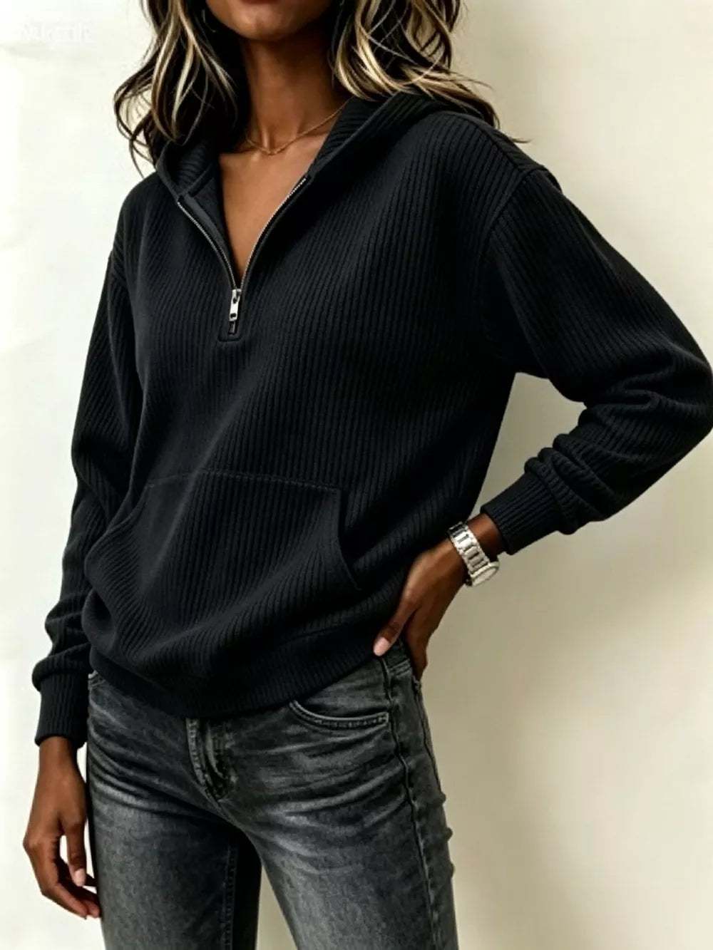 Kangaroo Pocket Half-zip Hoodie in Pink