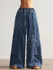 Distressed Floral Appliqué Wide-leg Jeans
