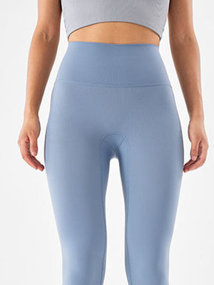 Sculpted Contour High-Waist Leggings in Misty Blue with a seamless gusset detail.
