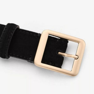 Black cowhide leather belt with a chic square gold buckle detail.