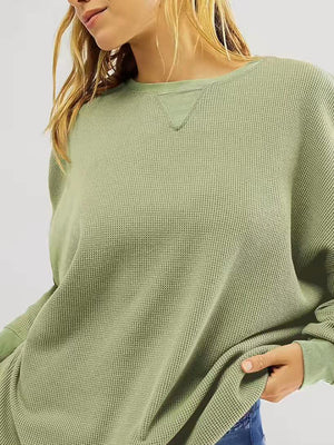 Sage waffle knit raglan sleeve sweatshirt with crew neck and v-stitch detail.