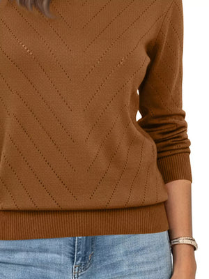 classic pullover sweater in Mauve with round neck