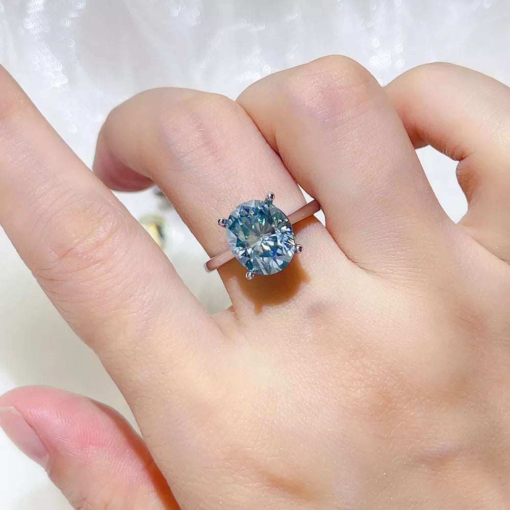 5 Carat 925 Sterling Silver Ring in Pastel Blue, close-up detail